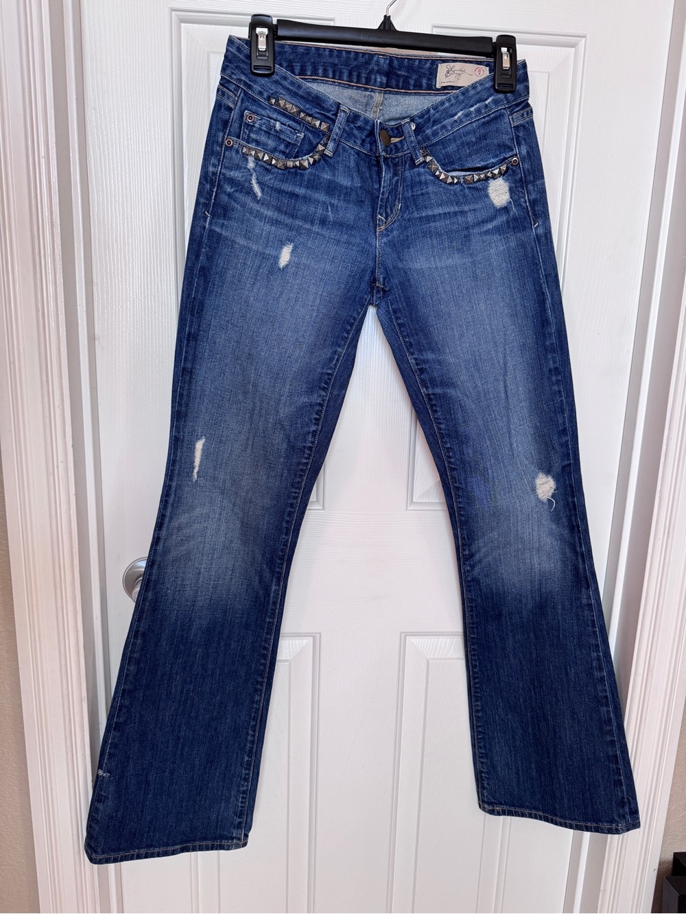 Gap Women’s Blue Distressed Bootcut Jeans
